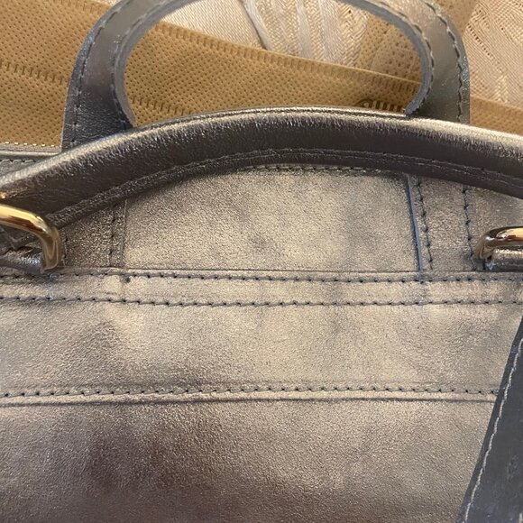 New! Sostter Silver Metallic Leather Luxury Backpack - Picture 6 of 11